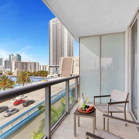 Amazing Pool - Balcony - Gym - Near Beach Apartment Hallandale Beach Exterior photo